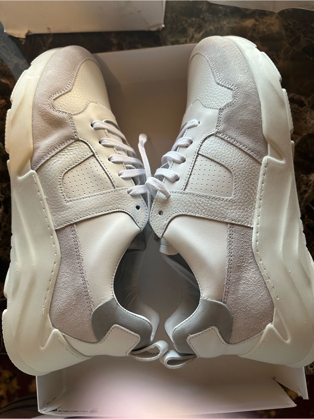 Reiss Men's White and Light Gray Suede-Trim Sneakers